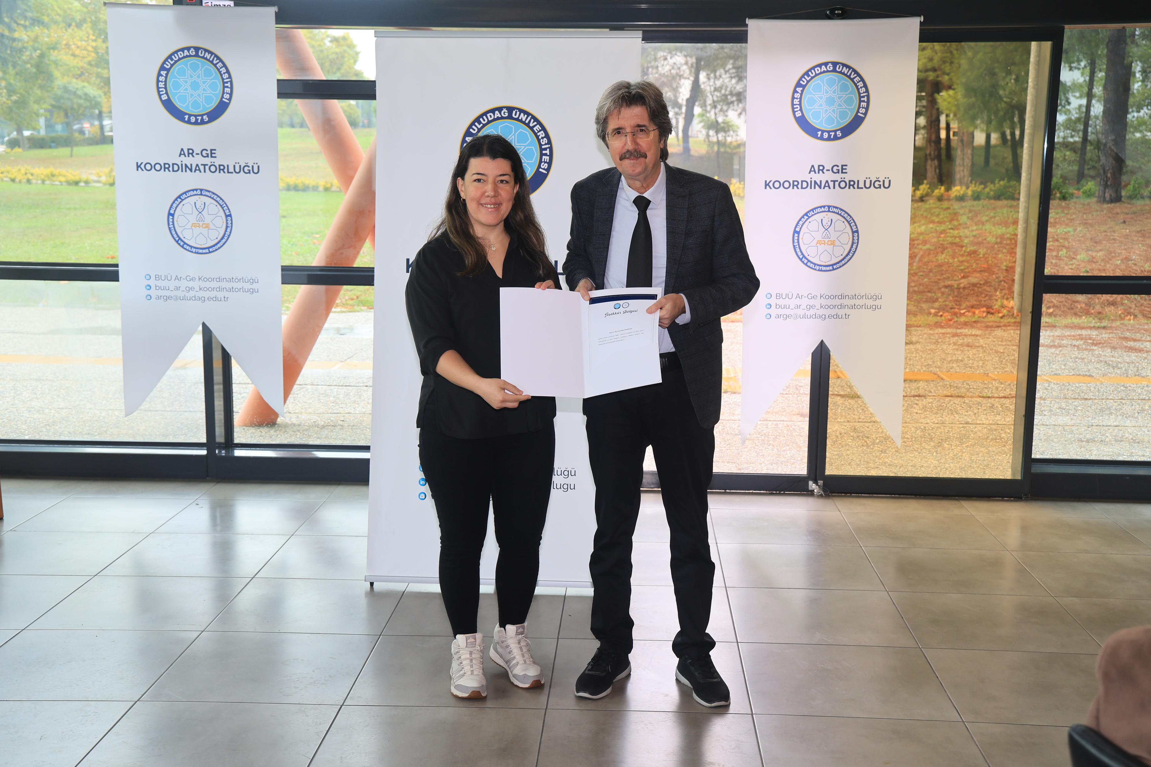 Dr. Öğr. Üyesi Mine Aydemir Dev, Başarılı Akademisyenler Arasında